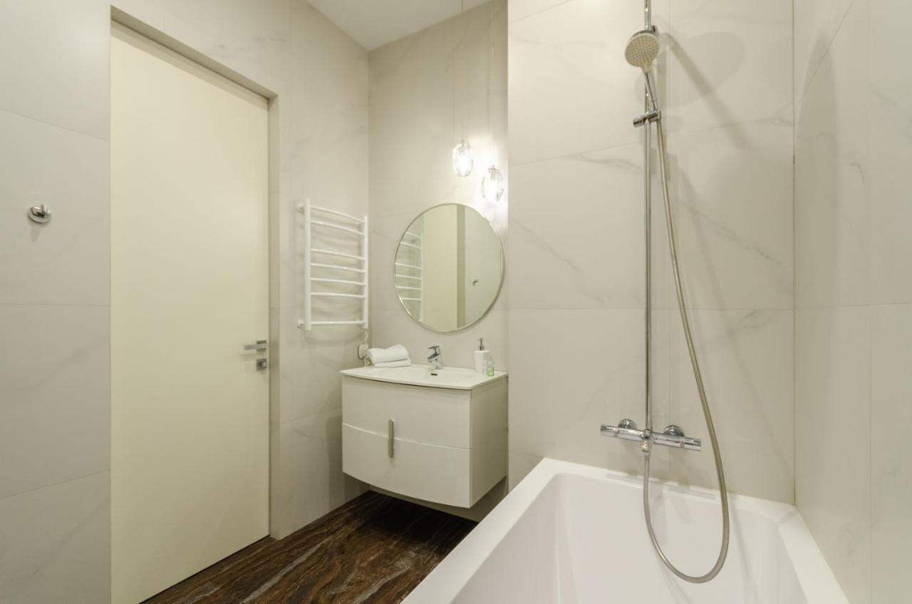 Petrovdom Apartaments 11-212 In Rc Central Park, 7 John Mccain Street Kiev Exterior foto